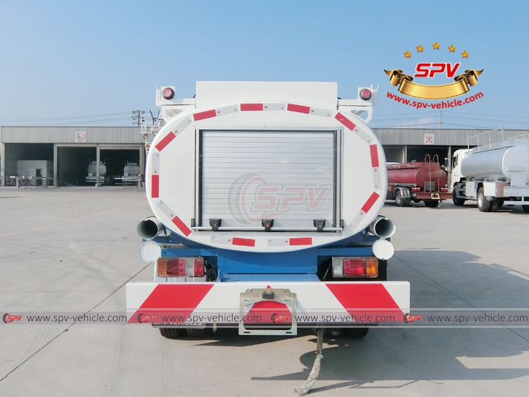 Fuel Tank Truck ISUZU - B